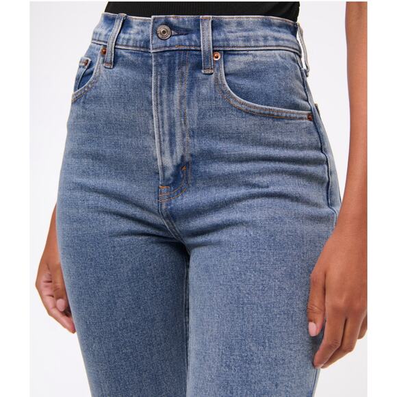 Abercrombie & Fitch Plus Curve Love Ankle Straight Ultra High-Rise Size 22 Short - Picture 4 of 10